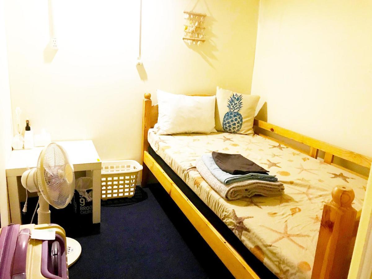 Ishigaki  Guesthouse Churayado Ishigakijima מראה חיצוני תמונה